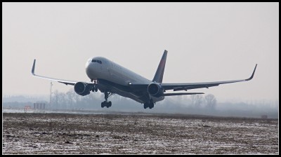 Delta Airlines.jpg
