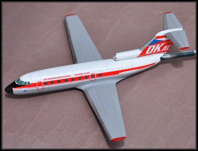 YAK-40 Az Model b.jpg