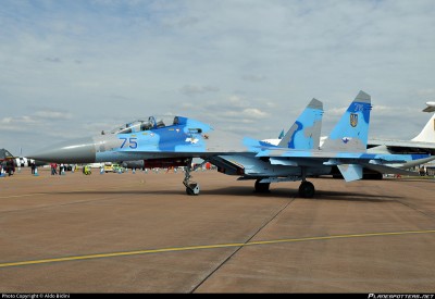 75-blue-ukraine-air-force-sukhoi-su-27ub_PlanespottersNet_235494_68cbe62636.jpg